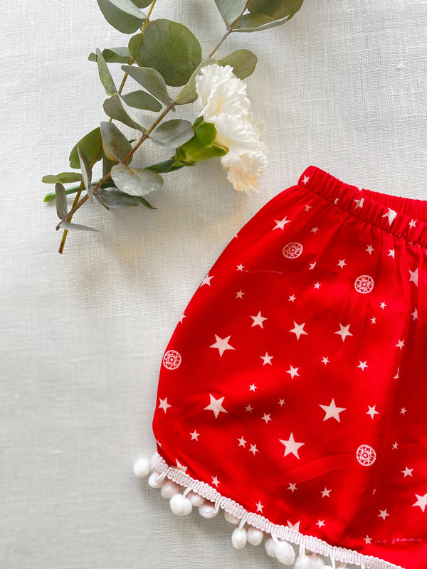 Mini Shorts in Star Prints Red